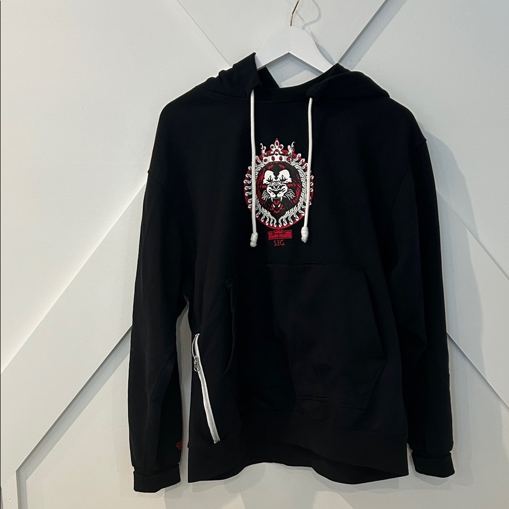 Nike LeBron  James Liverpool Hoodie
